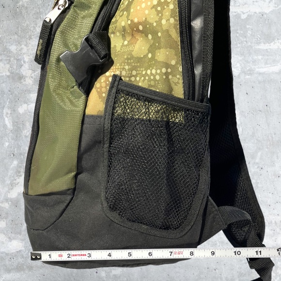 Green Camouflage Backpack Camo - Picture 9 of 16